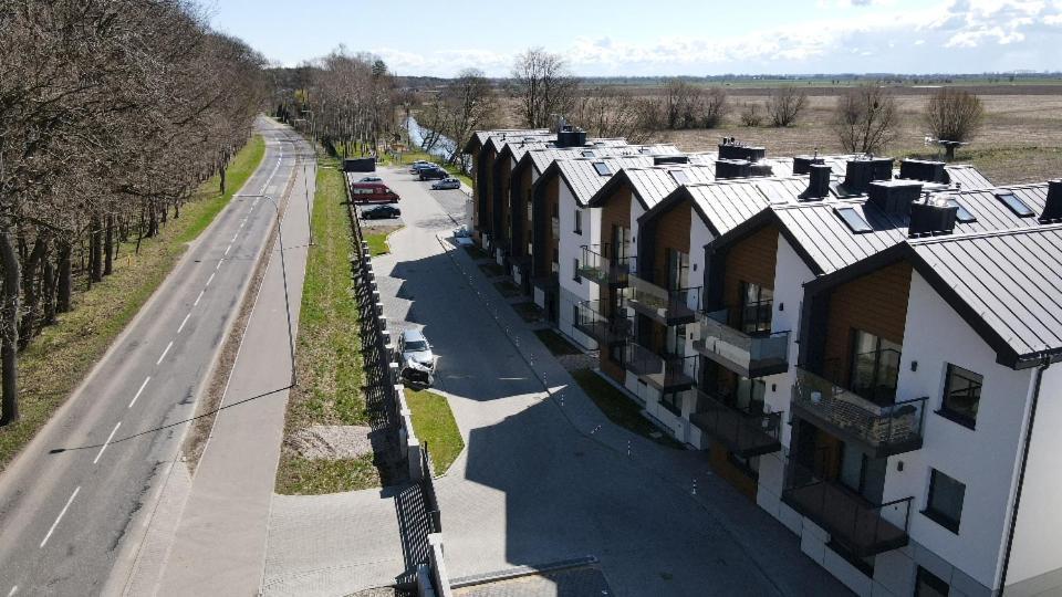 M&K Apartamenty Sailors Golden Yacht, Gdansk - Wyspa Sobieszewska Exterior photo